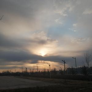 美㇏扒开尿囗给男人看
